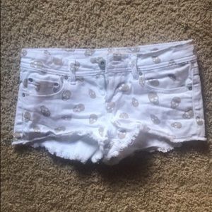 Whate and gold skull shorts